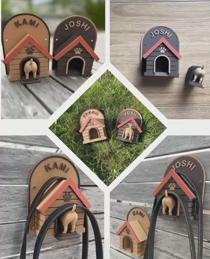 Leash holder in doghouse design